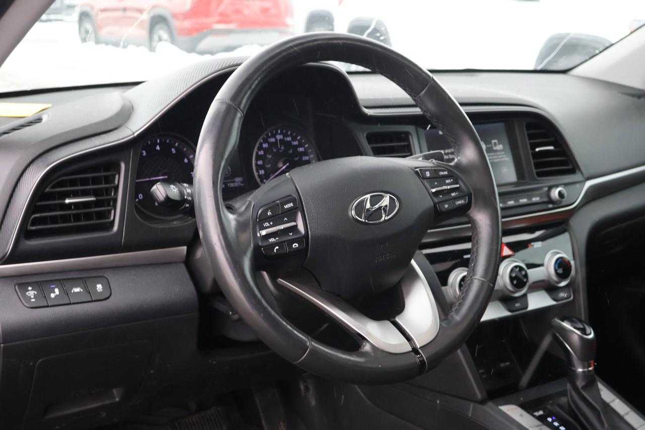 2020 Hyundai Elantra Preferred w/Sun & Safety Package | | Moonroof | Photo