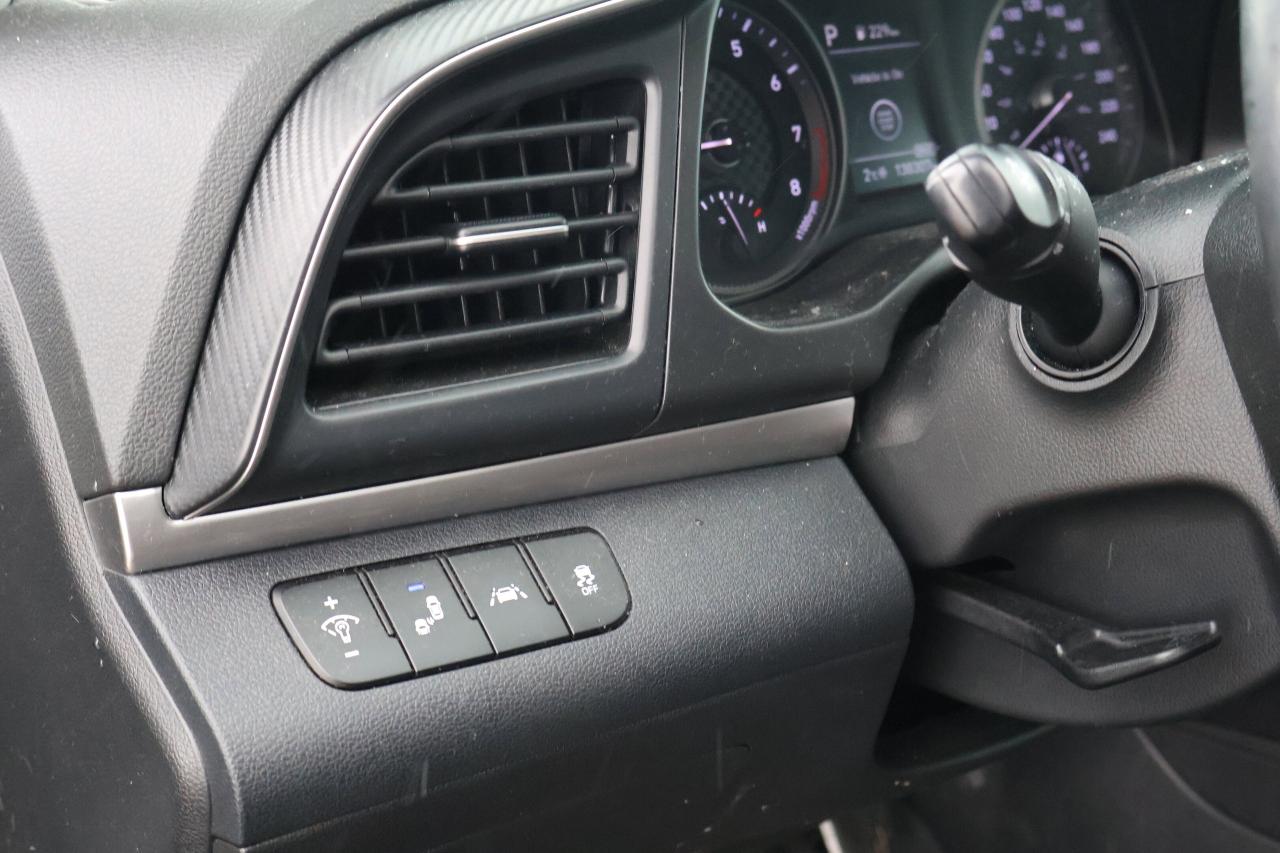 2020 Hyundai Elantra Preferred w/Sun & Safety Package | | Moonroof | Photo