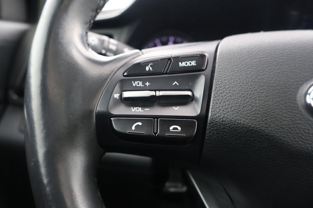 2020 Hyundai Elantra Preferred w/Sun & Safety Package | | Moonroof | Photo