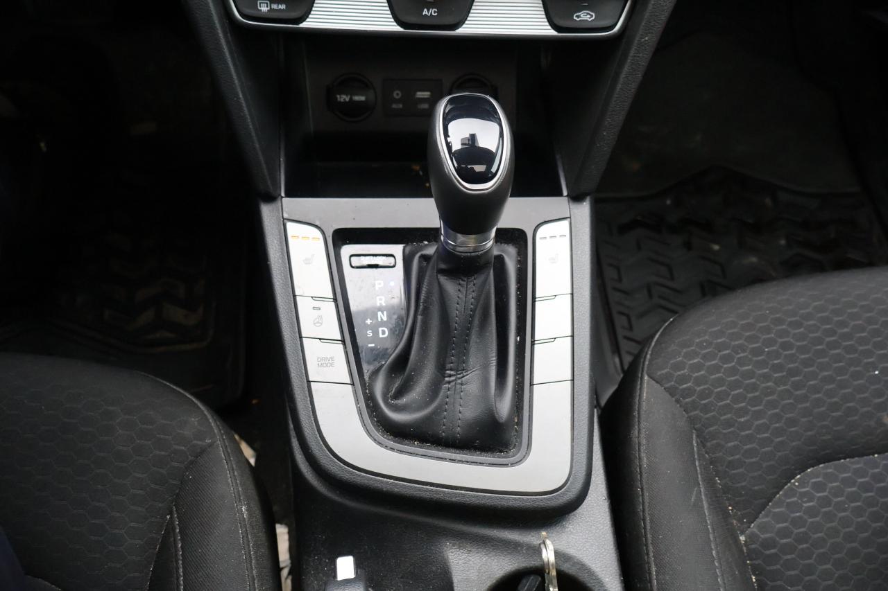 2020 Hyundai Elantra Preferred w/Sun & Safety Package | | Moonroof | Photo