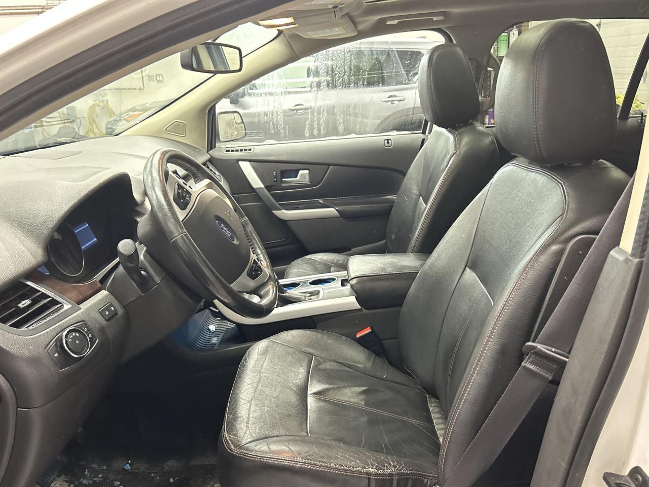 2014 Ford Edge  Photo