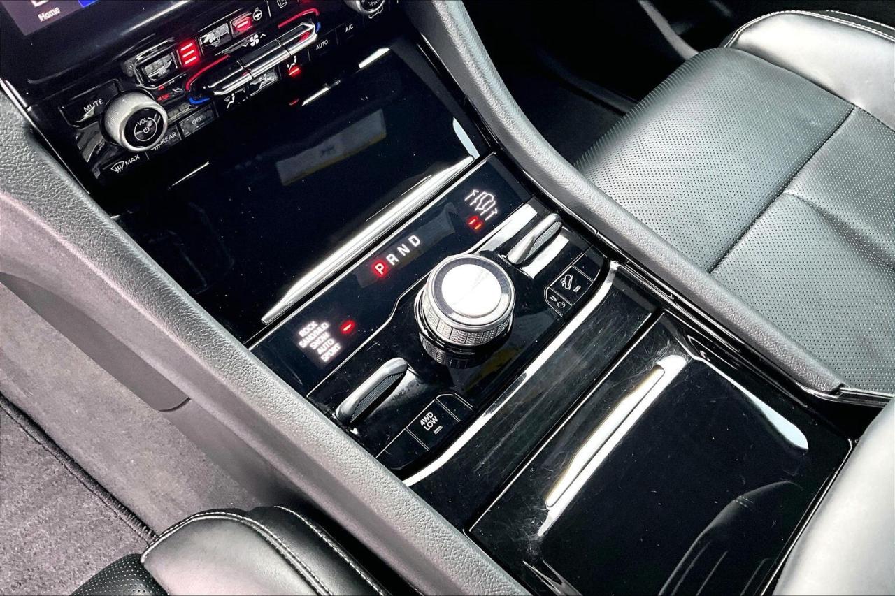 2024 Jeep Grand Cherokee Overland | McIntosh | LuxTech | Massage Seats |4X4 Photo