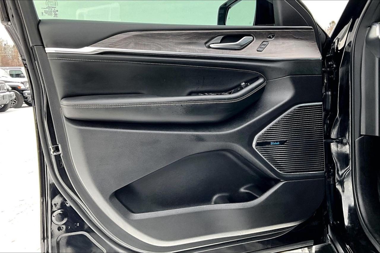 2024 Jeep Grand Cherokee Overland | McIntosh | LuxTech | Massage Seats |4X4 Photo