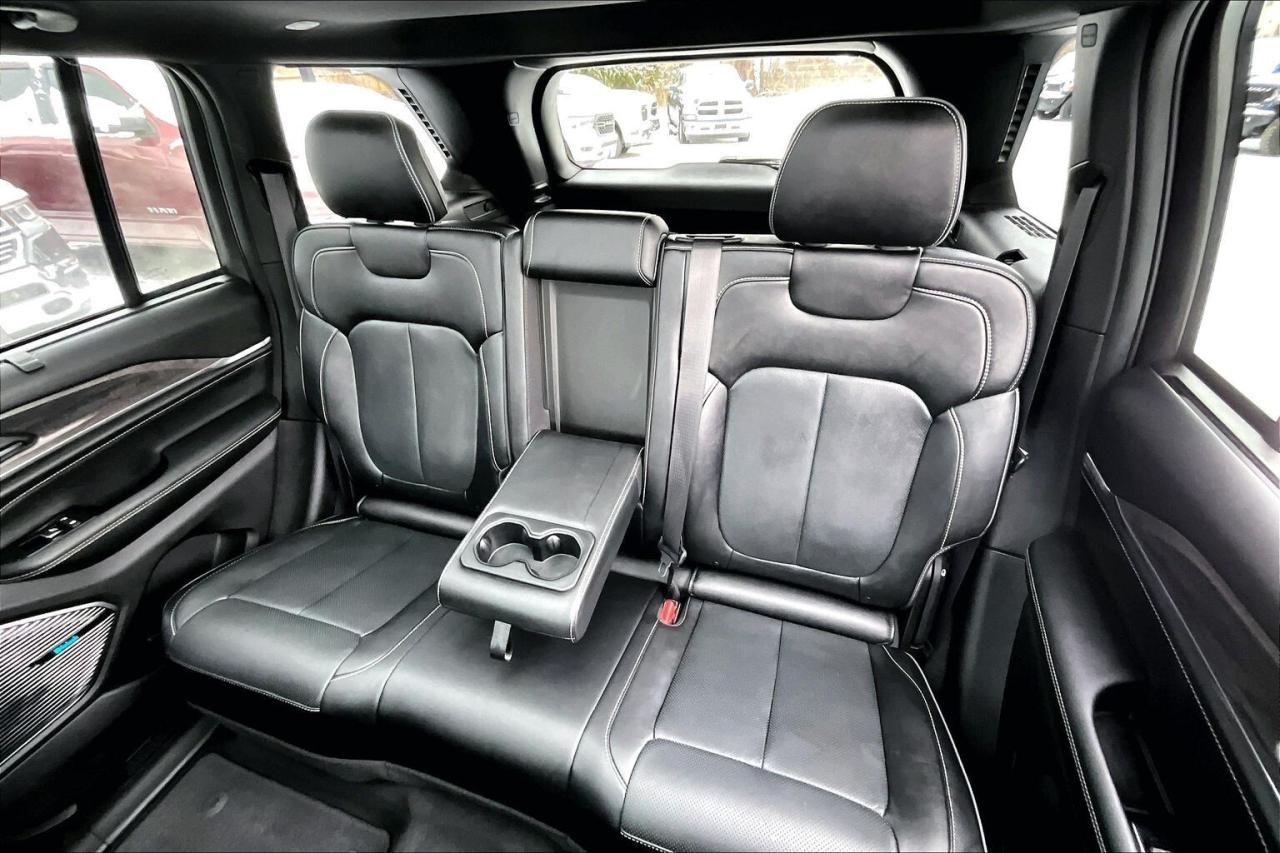 2024 Jeep Grand Cherokee Overland | McIntosh | LuxTech | Massage Seats |4X4 Photo