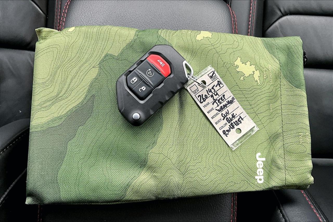 2024 Jeep Wrangler Rubicon X | LOADED | SkyTop | 35" Tires | 4X4 Photo