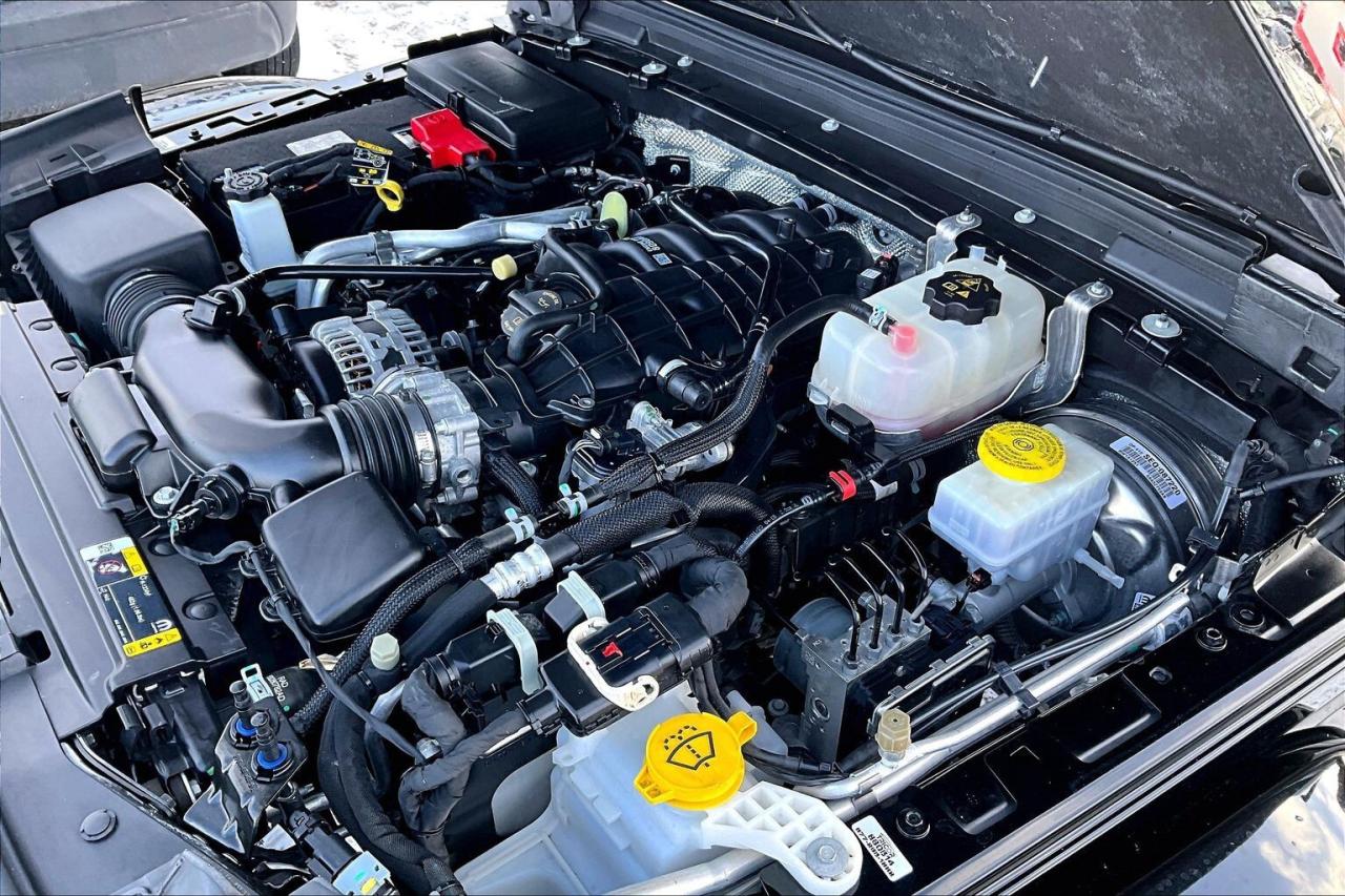 2024 Jeep Wrangler Rubicon X | LOADED | SkyTop | 35" Tires | 4X4 Photo