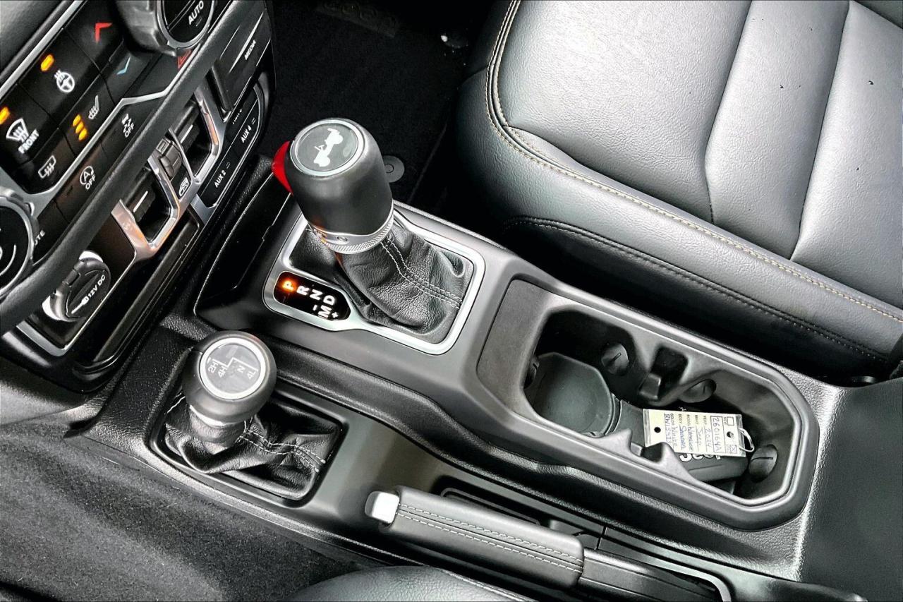 2024 Jeep Wrangler Sahara | Heated Leather | Alpine | Tow Pkg | 4X4 Photo