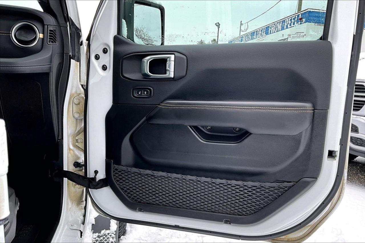 2024 Jeep Wrangler Sahara | Heated Leather | Alpine | Tow Pkg | 4X4 Photo