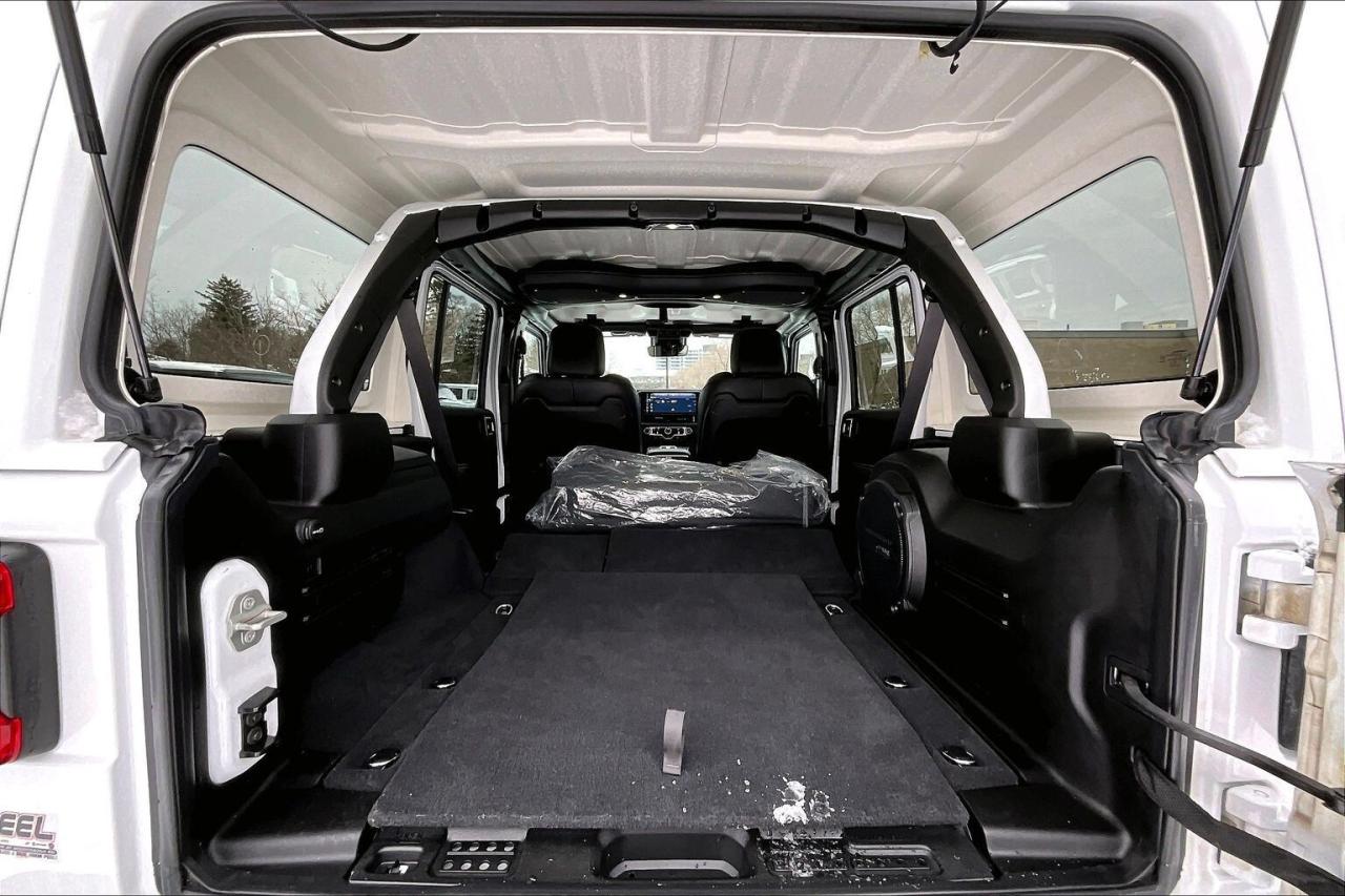 2024 Jeep Wrangler Sahara | Heated Leather | Alpine | Tow Pkg | 4X4 Photo