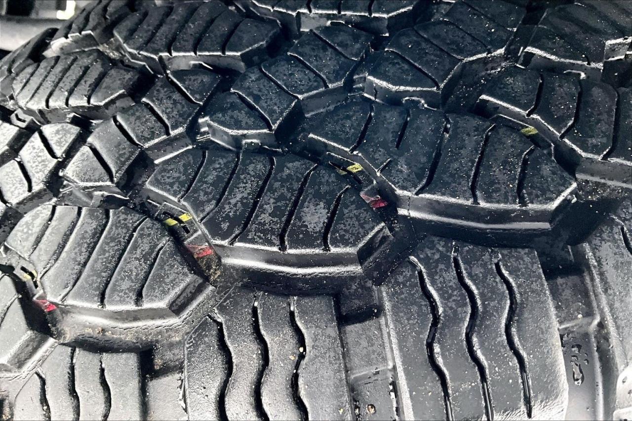 2024 Jeep Wrangler Sahara | Heated Leather | Alpine | Tow Pkg | 4X4 Photo