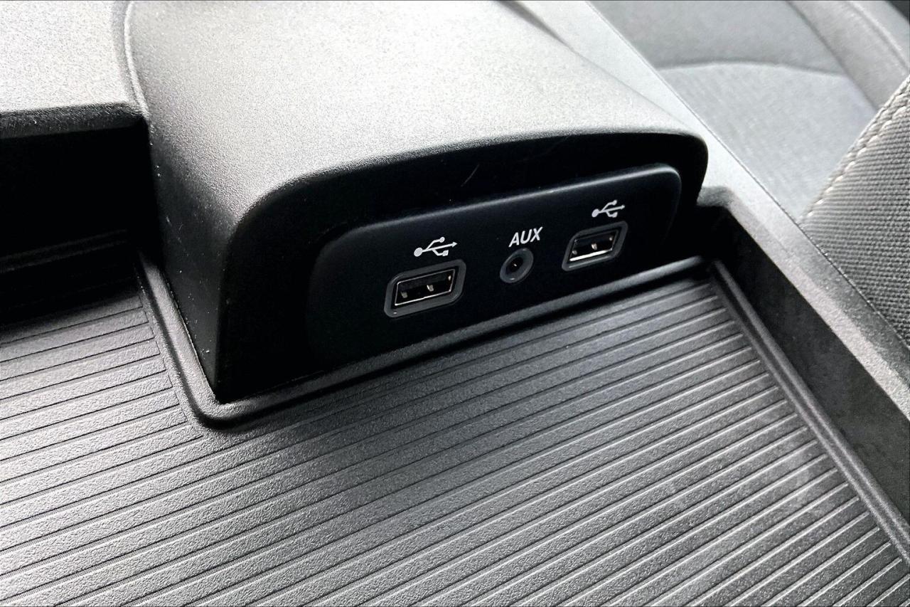 2022 RAM 1500 Classic Warlock Crew V8 |Heated Seats |Alpine |Liner |4X4 Photo