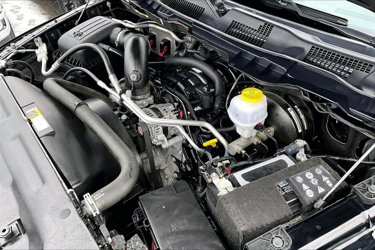 2022 RAM 1500 Classic Warlock Crew V8 |Heated Seats |Alpine |Liner |4X4 Photo