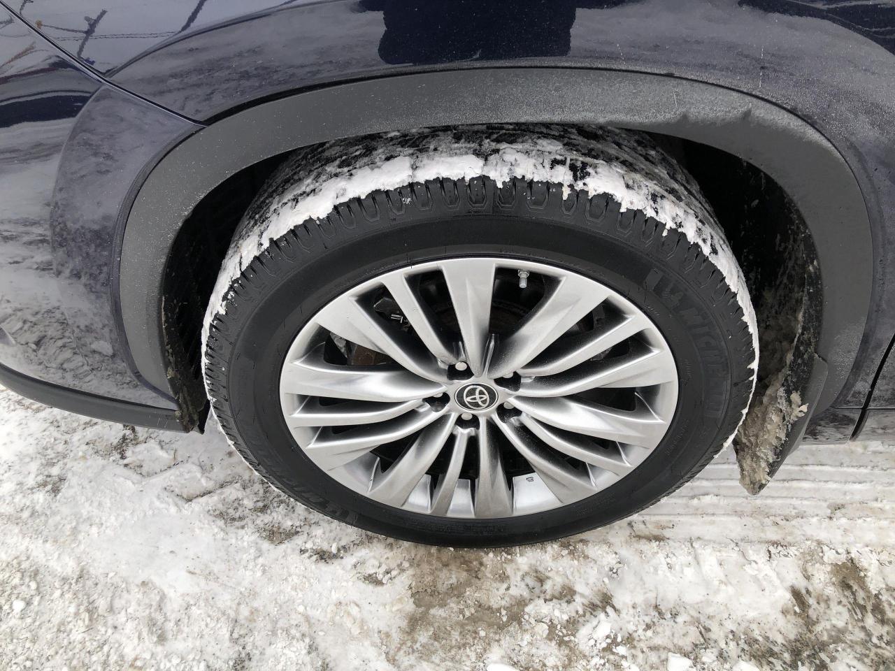 2023 Toyota Highlander Limited PLATINUM EDITION, NEW MICHELIN TIRES, LEAT Photo