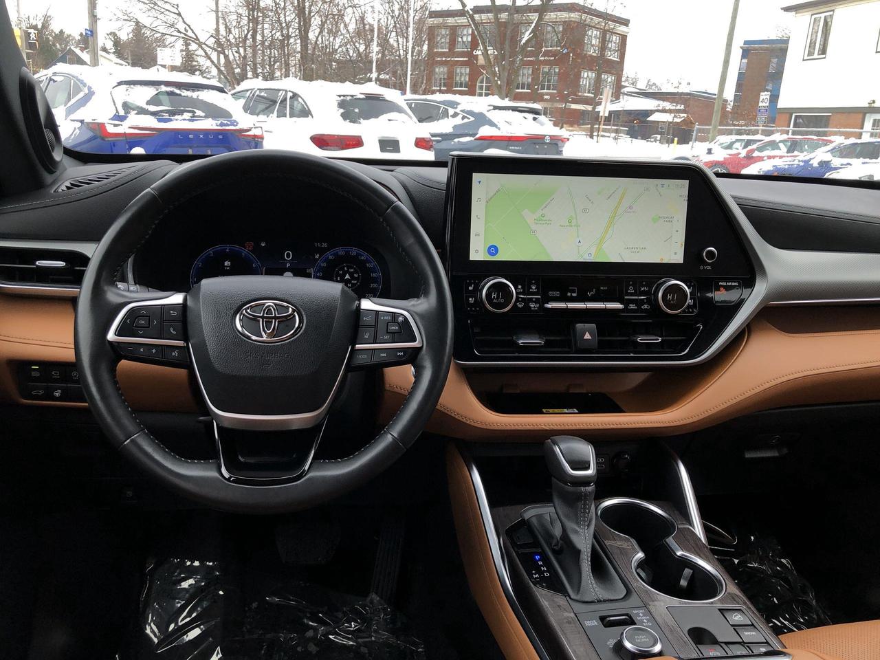 2023 Toyota Highlander Limited PLATINUM EDITION, NEW MICHELIN TIRES, LEAT Photo