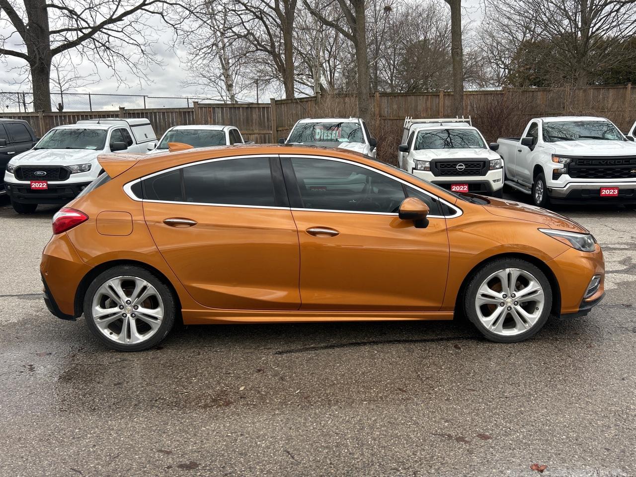 2017 Chevrolet Cruze LEATHER, SUNROOF, BACK UP CAMERA! - Photo #5