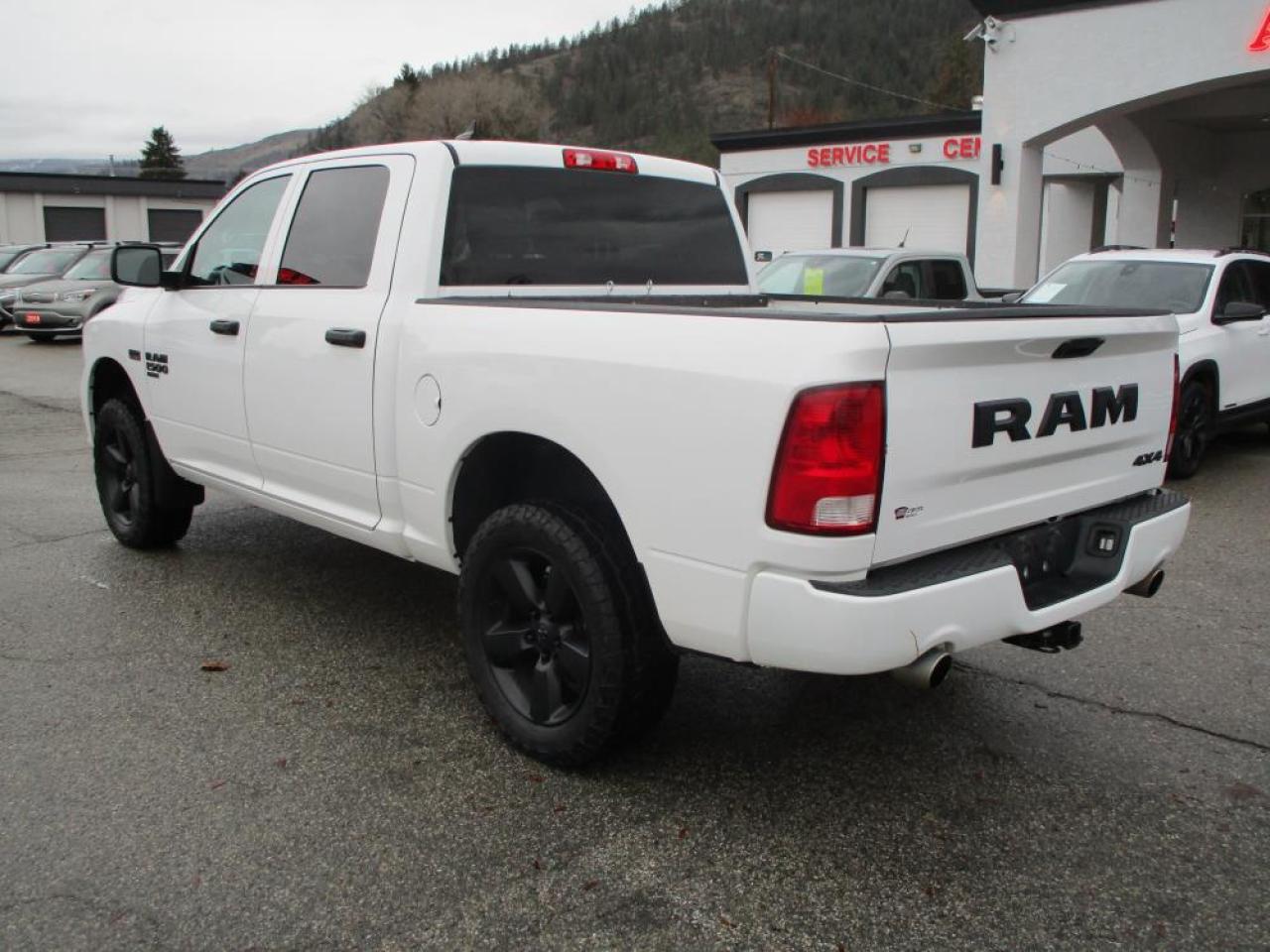 2020 RAM 1500 Classic Express Crew Cab 4x4 - Photo #6