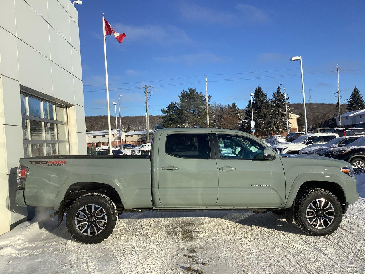 2023 Toyota Tacoma  Photo3