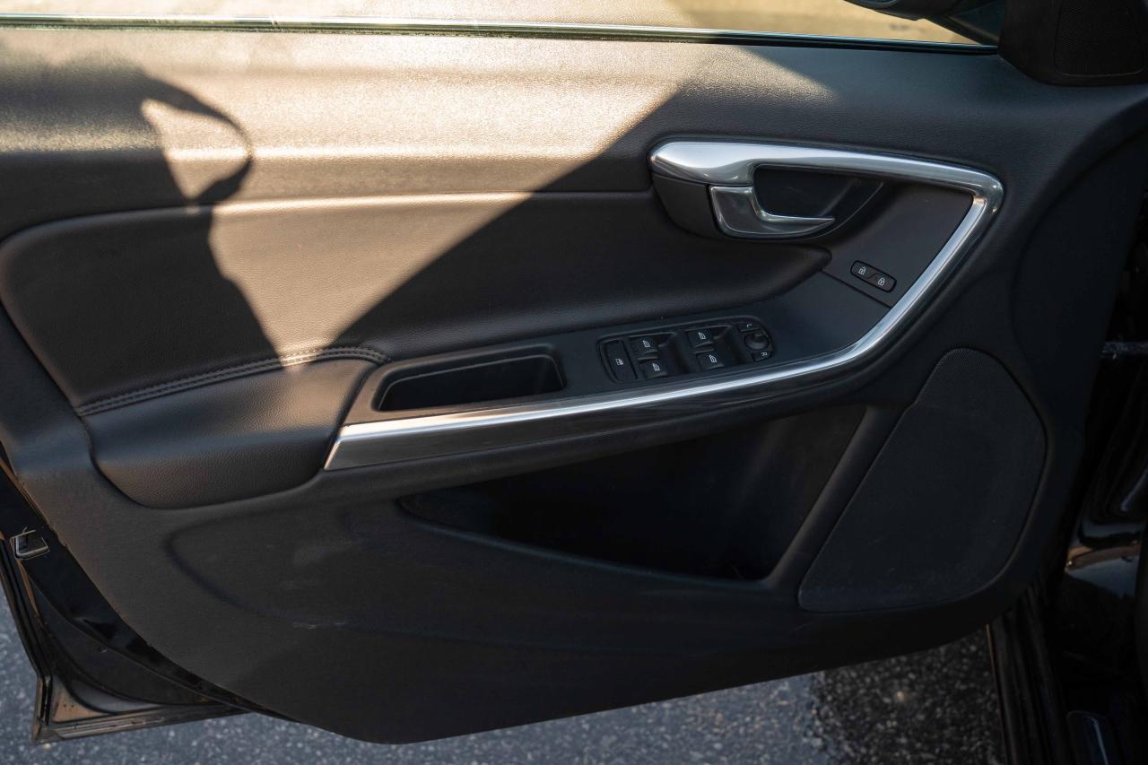 2016 Volvo S60 T5 PREMIER SPECIAL EDITION Photo