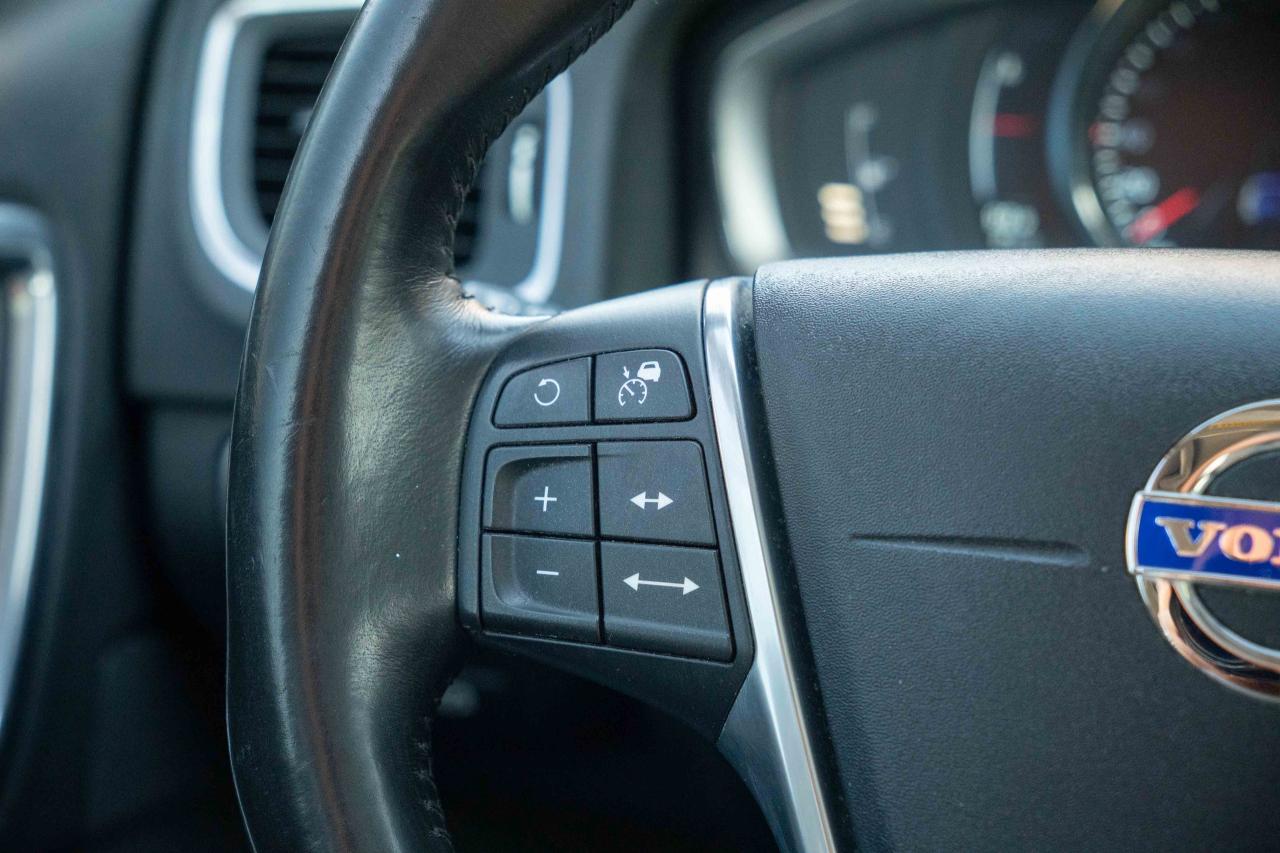 2016 Volvo S60 T5 PREMIER SPECIAL EDITION Photo