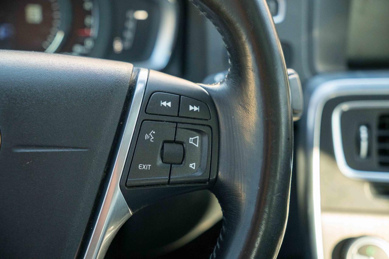 2016 Volvo S60 T5 PREMIER SPECIAL EDITION Photo