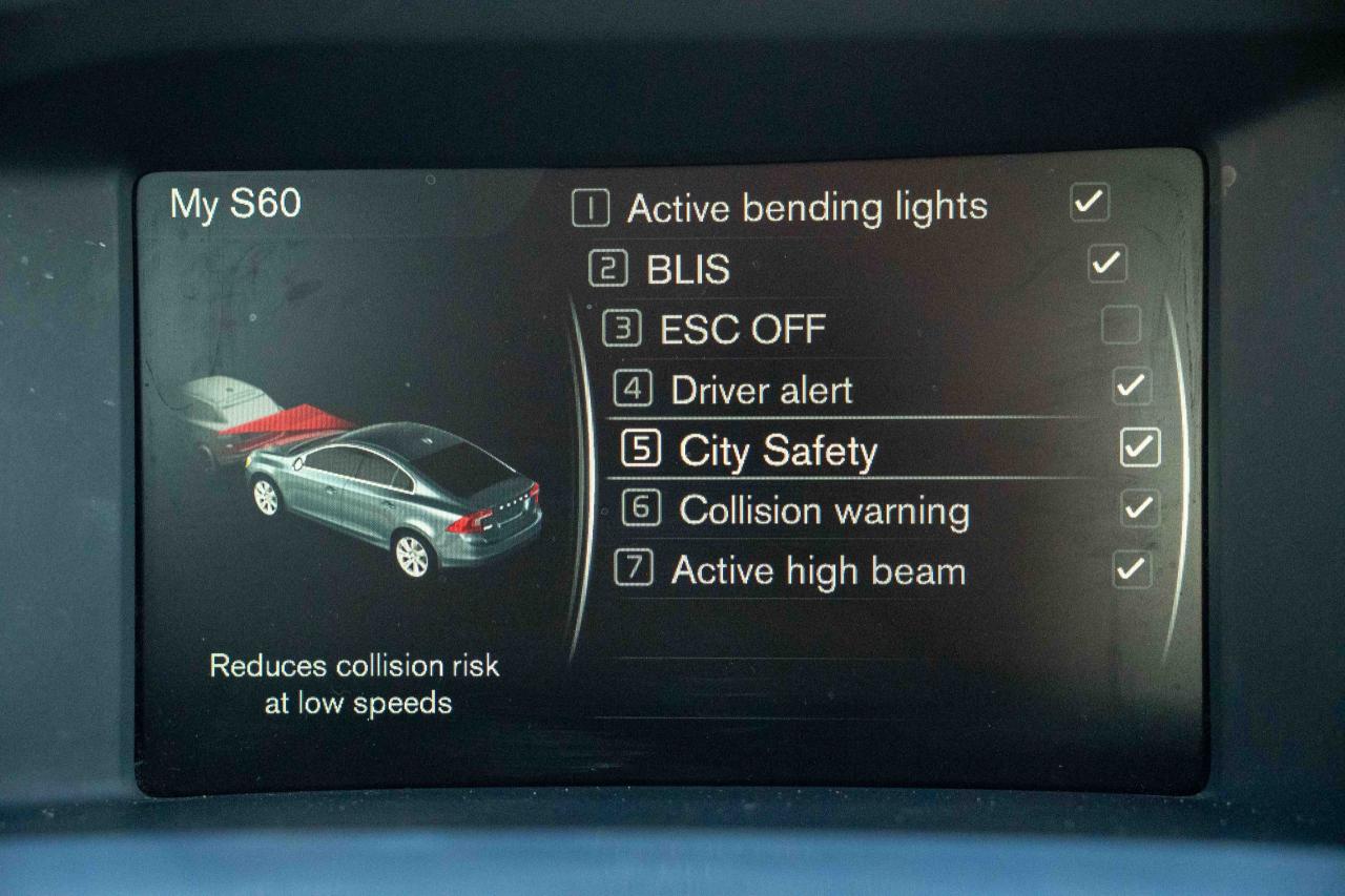 2016 Volvo S60 T5 PREMIER SPECIAL EDITION Photo