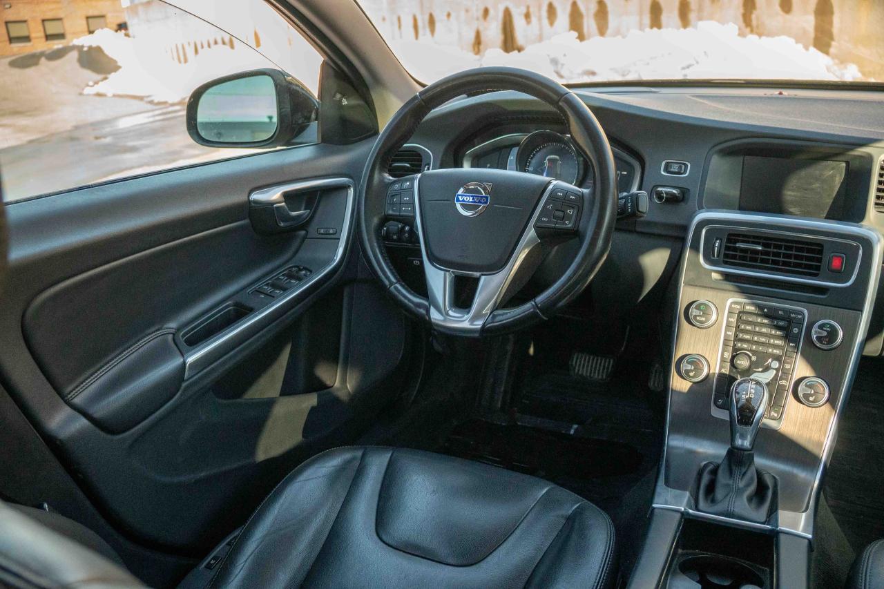 2016 Volvo S60 T5 PREMIER SPECIAL EDITION Photo