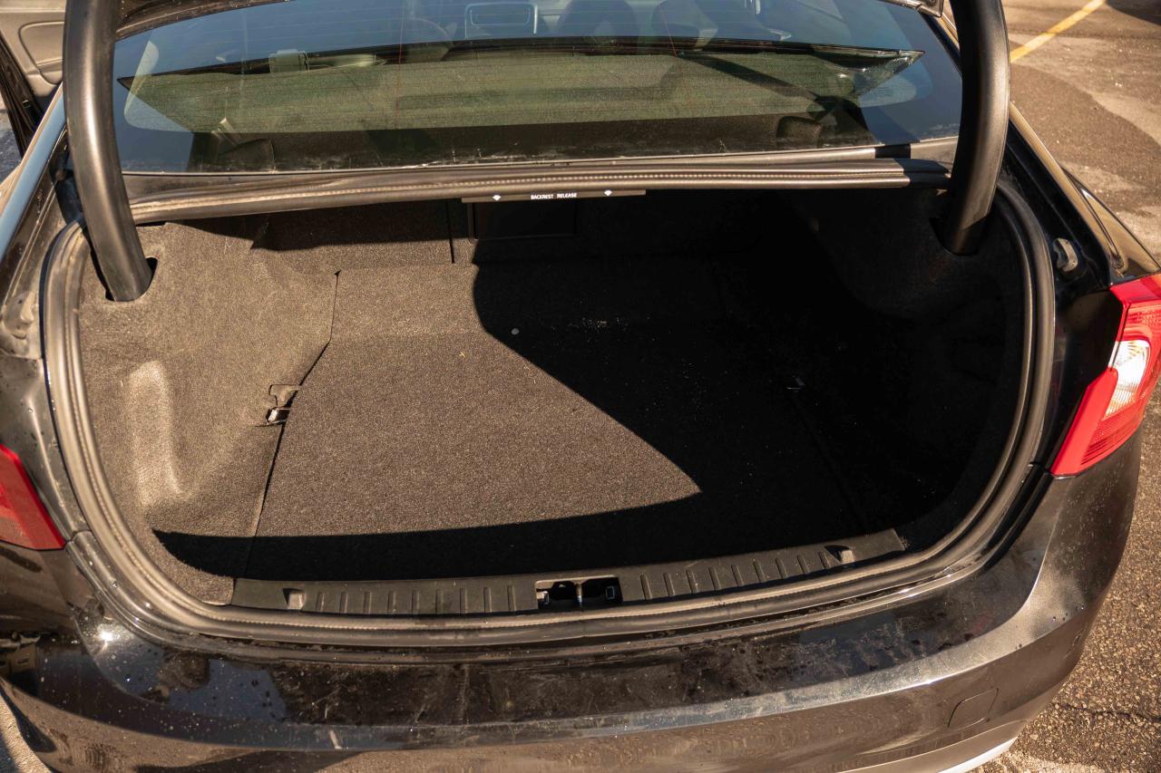 2016 Volvo S60 T5 PREMIER SPECIAL EDITION Photo