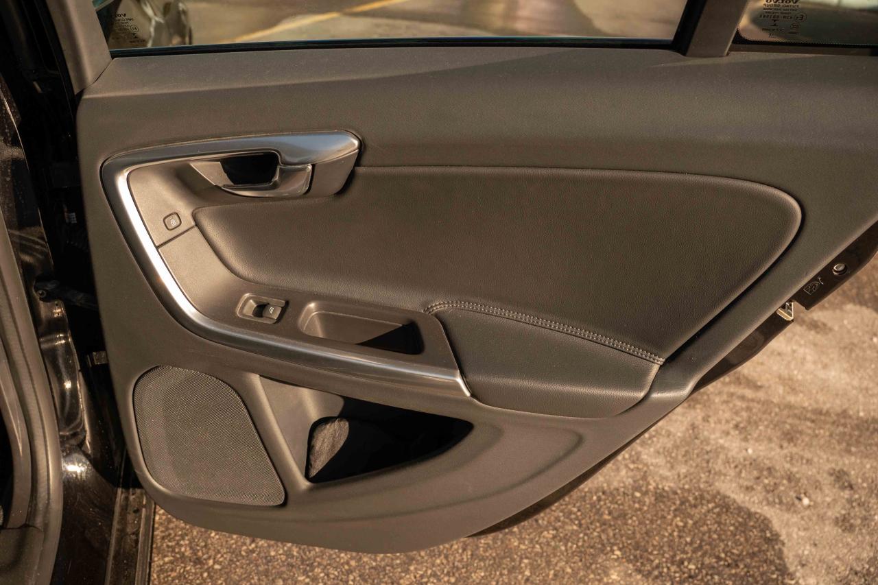 2016 Volvo S60 T5 PREMIER SPECIAL EDITION Photo