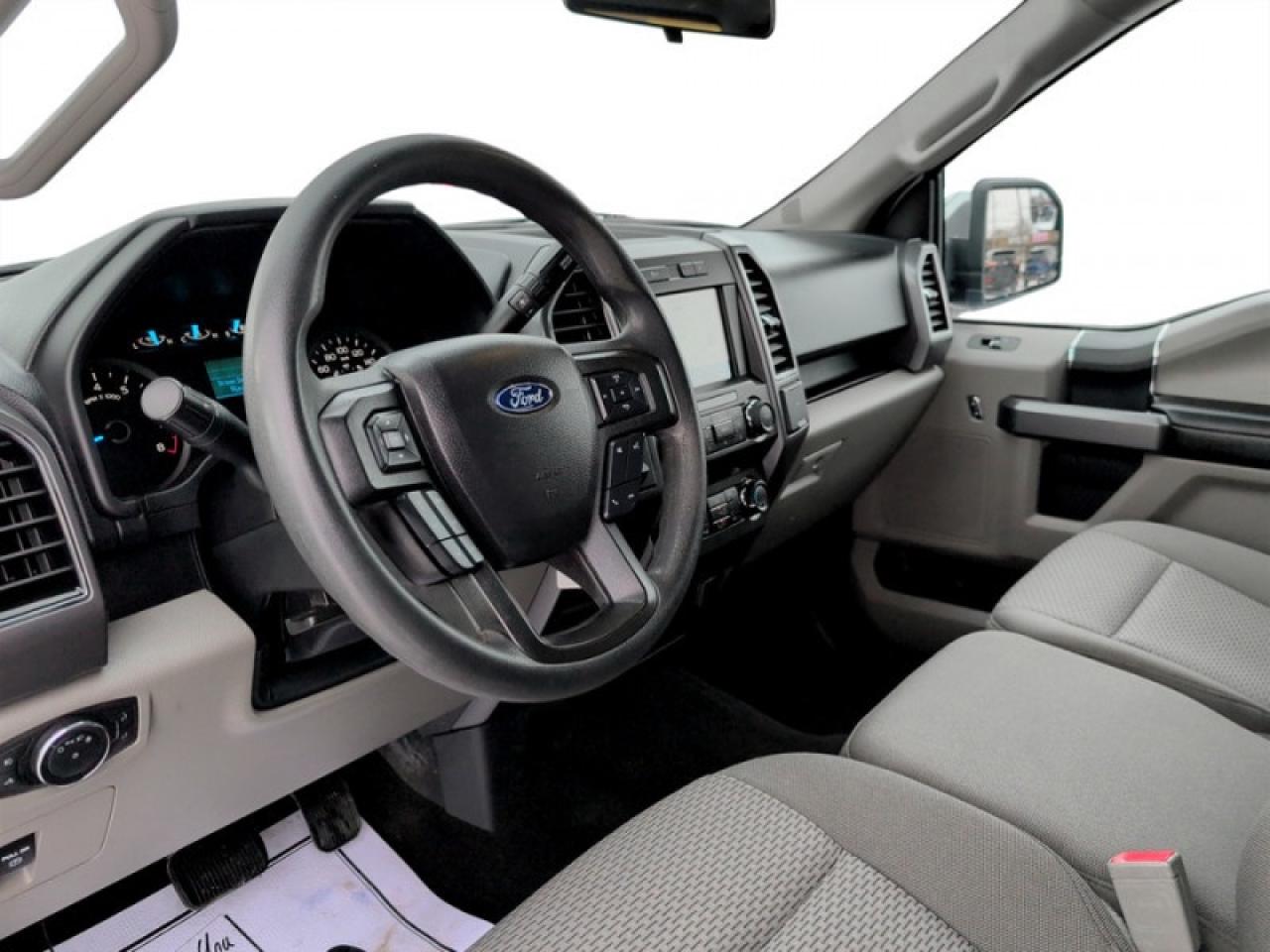 2020 Ford F-150 XLT Photo