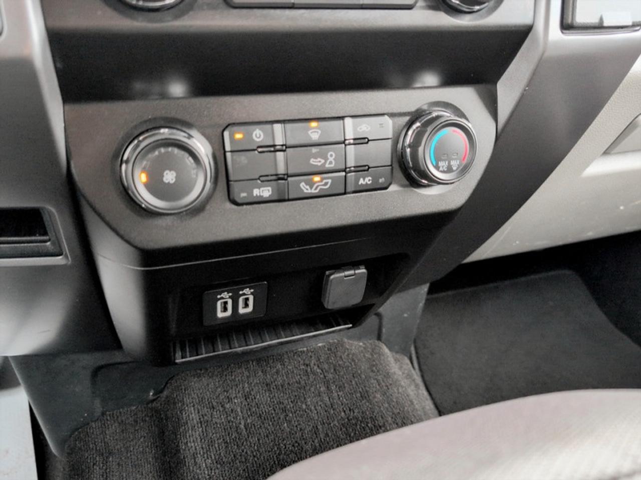 2020 Ford F-150 XLT Photo