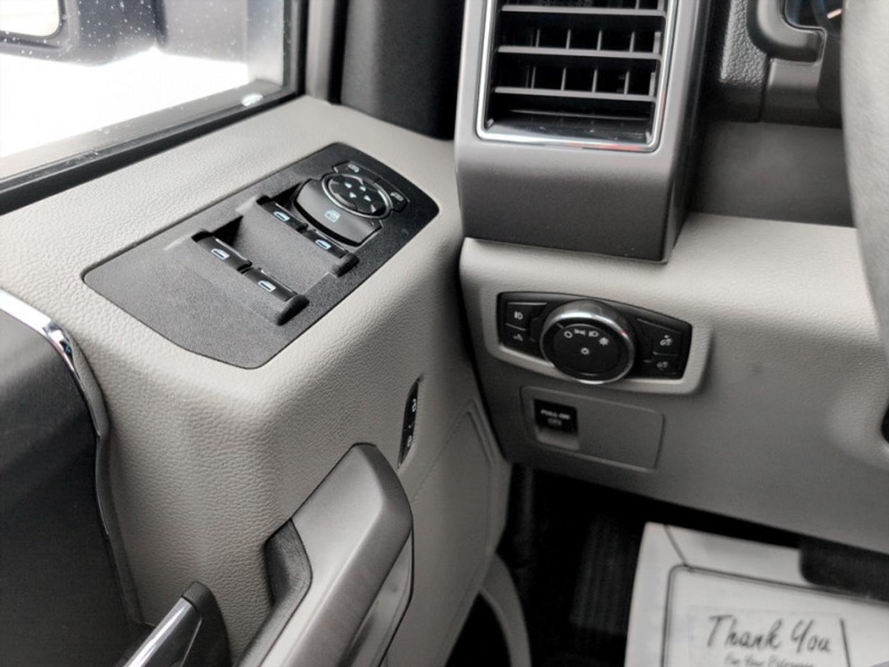 2020 Ford F-150 XLT Photo