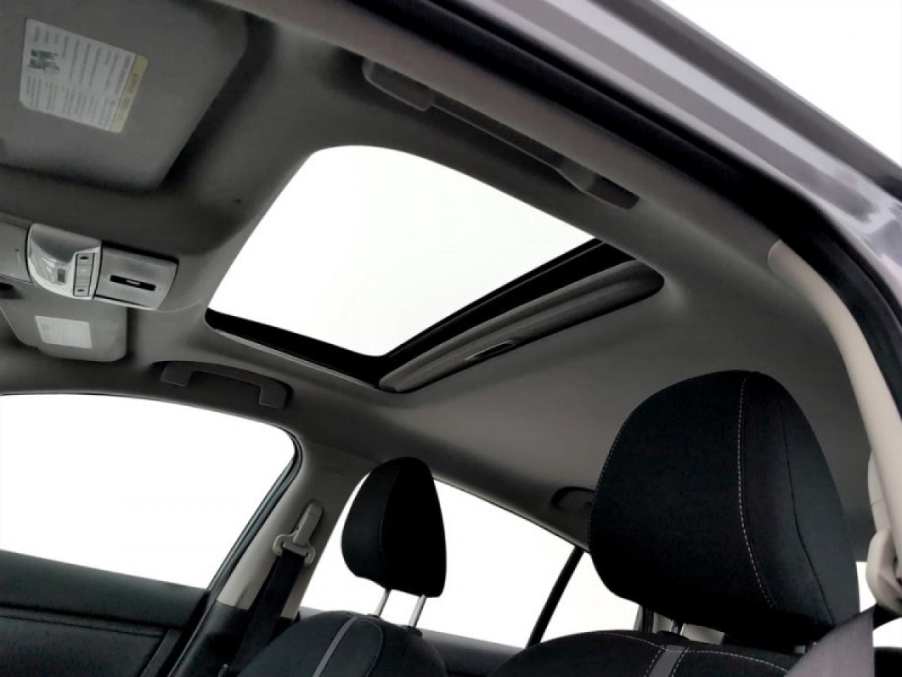 2022 Nissan Sentra SV Special Edition Photo