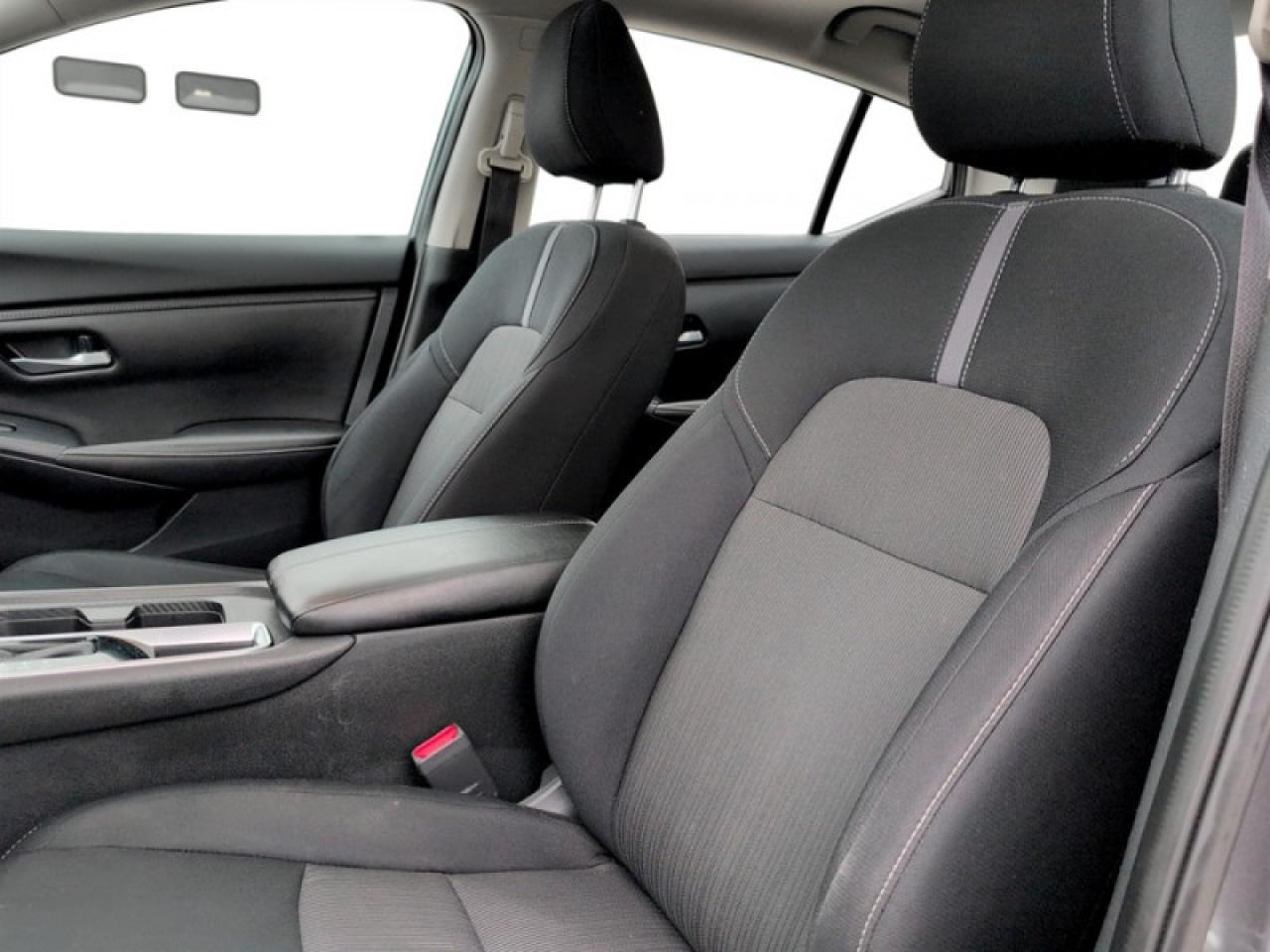 2022 Nissan Sentra SV Special Edition  **SUNROOF** Photo