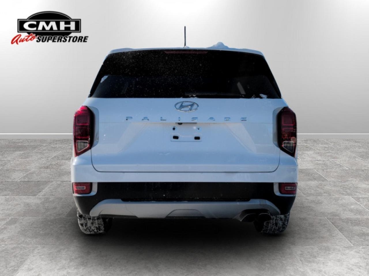 2021 Hyundai PALISADE Essential 8-Passenger  **ONE OWNER** Photo