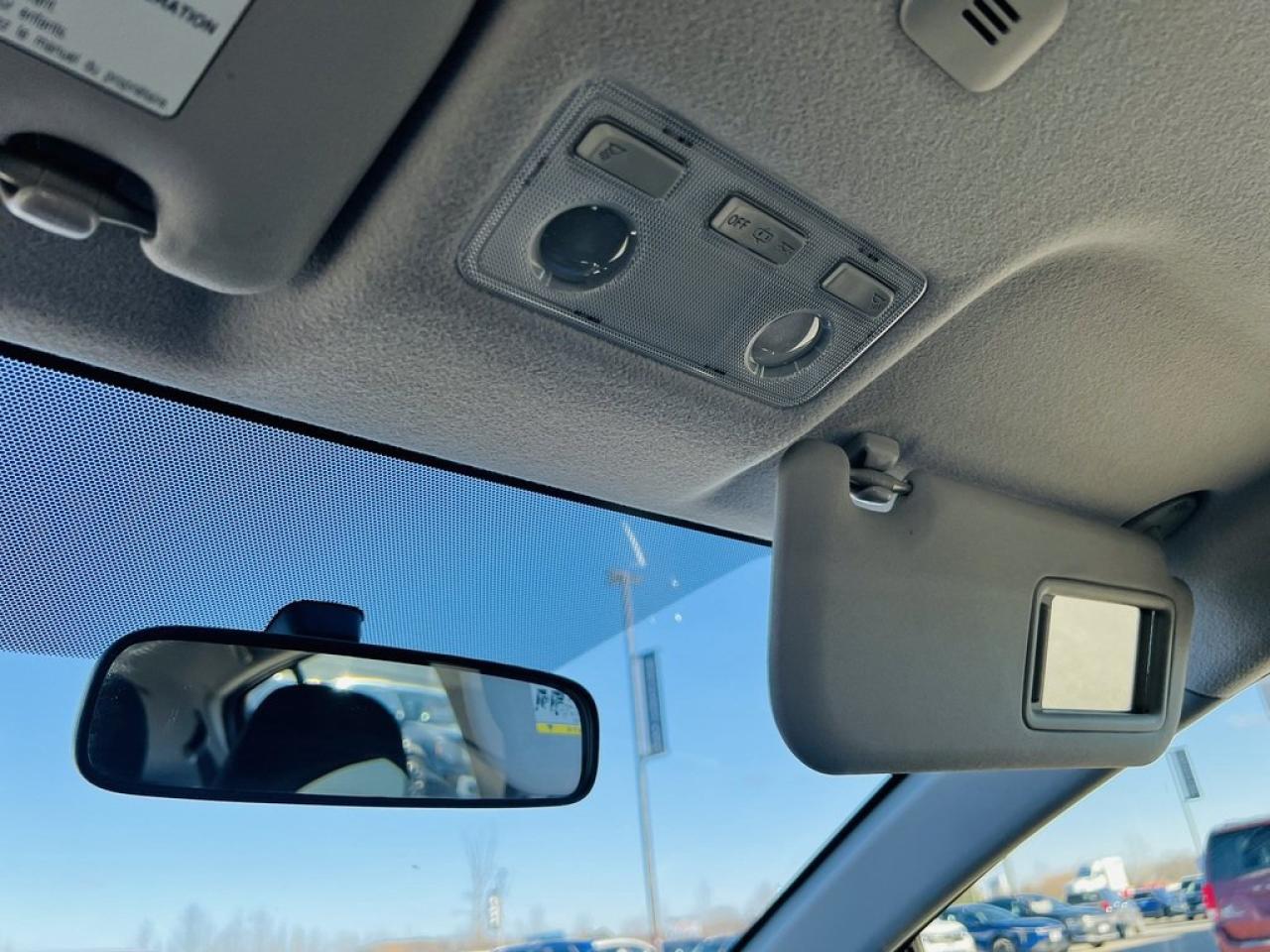 2015 Toyota Prius c Technology Photo