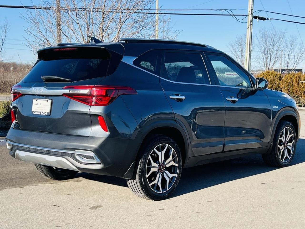 2023 Kia Seltos SX Turbo Photo2