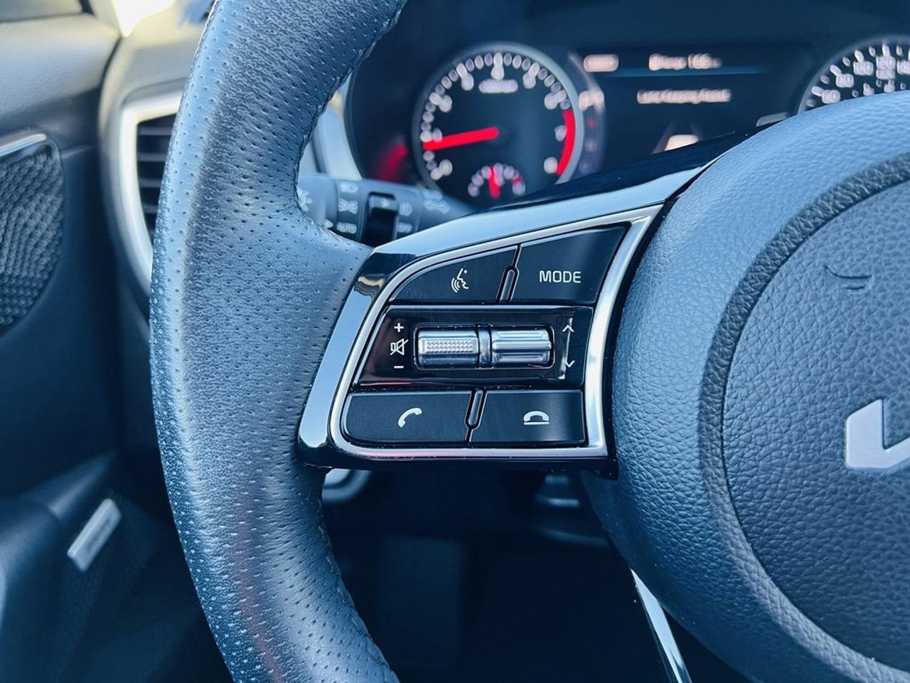 2023 Kia Seltos SX Turbo Photo