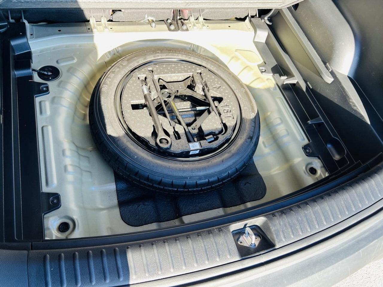 2023 Kia Seltos SX Turbo Photo