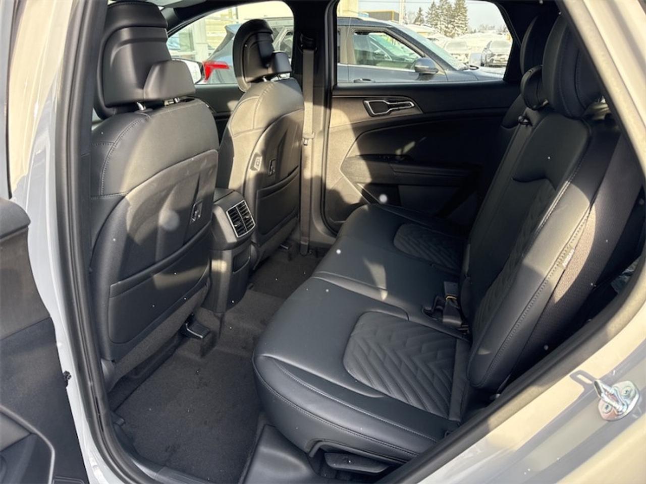 2026 Kia Sportage X-LINE LIMITED  Panoramic Sunroof Photo