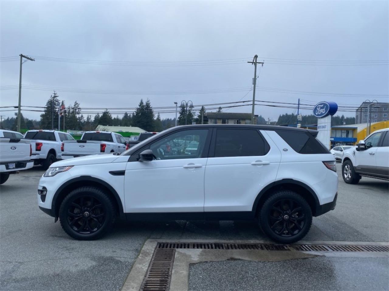 2017 Land Rover Discovery Sport HSE  - Sunroof Photo1