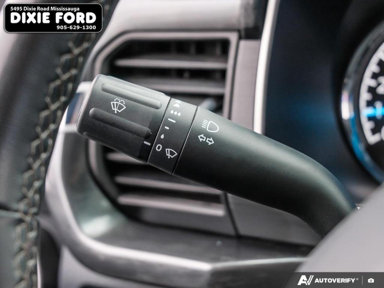 2023 Ford F-150 XLT Photo