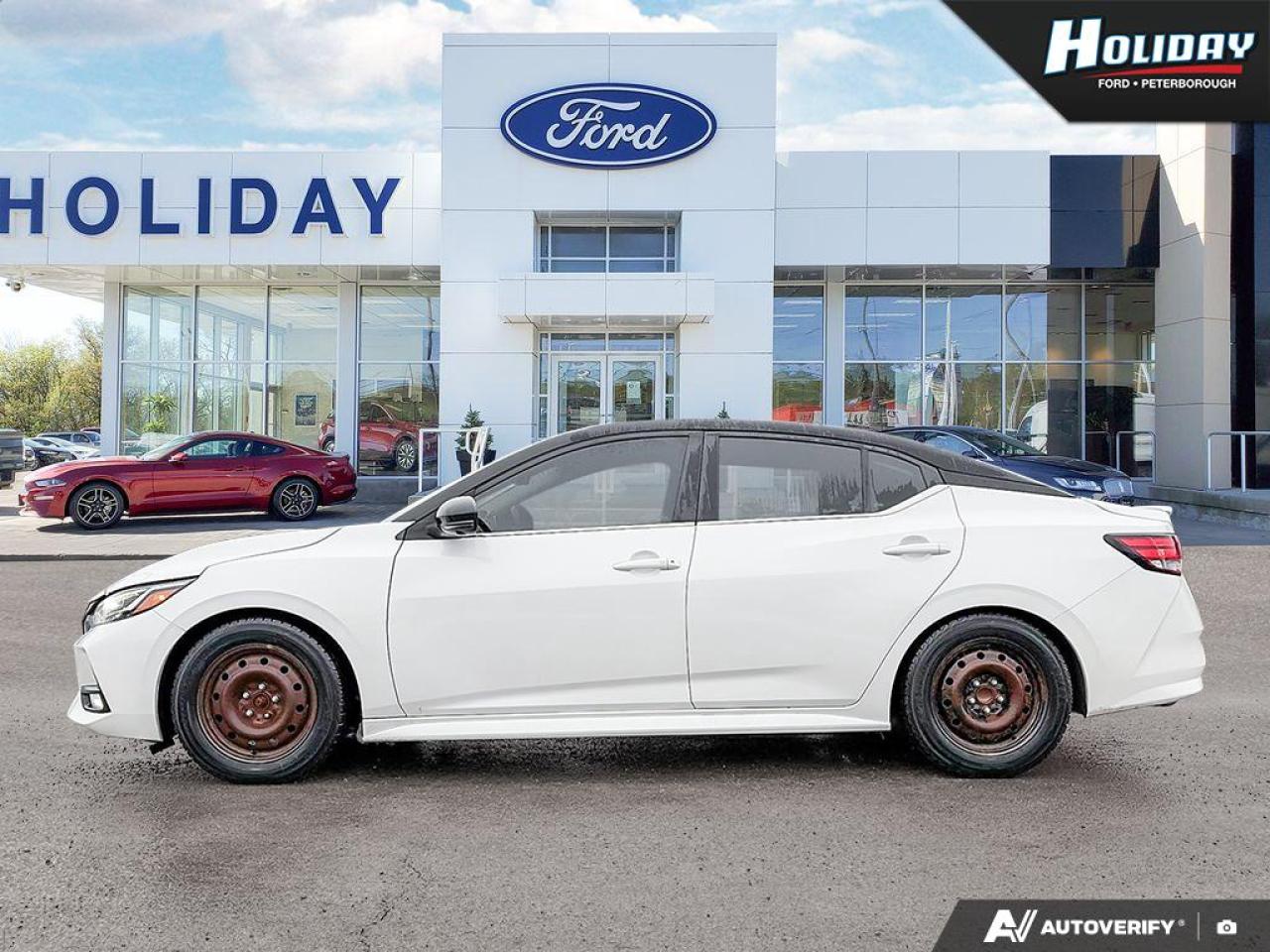 2022 Nissan Sentra SR Photo