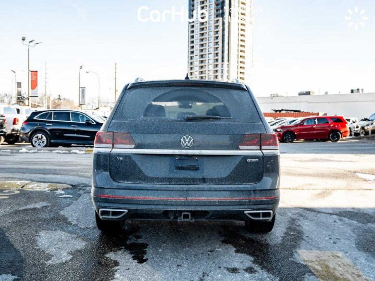 2021 Volkswagen Atlas Execline 3.6L VR6 Panoroof Digital Cluster Heated Seats Photo