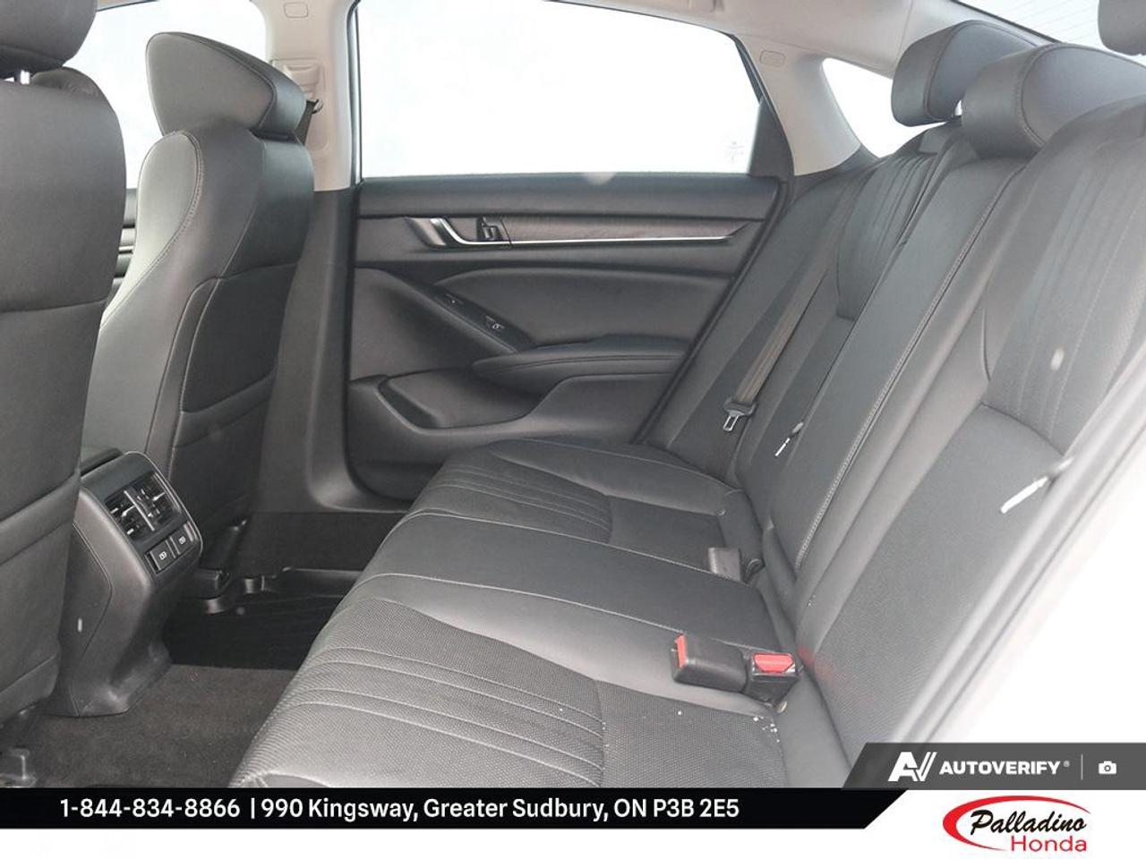 2019 Honda Accord Sedan TOURING 2.0 Photo