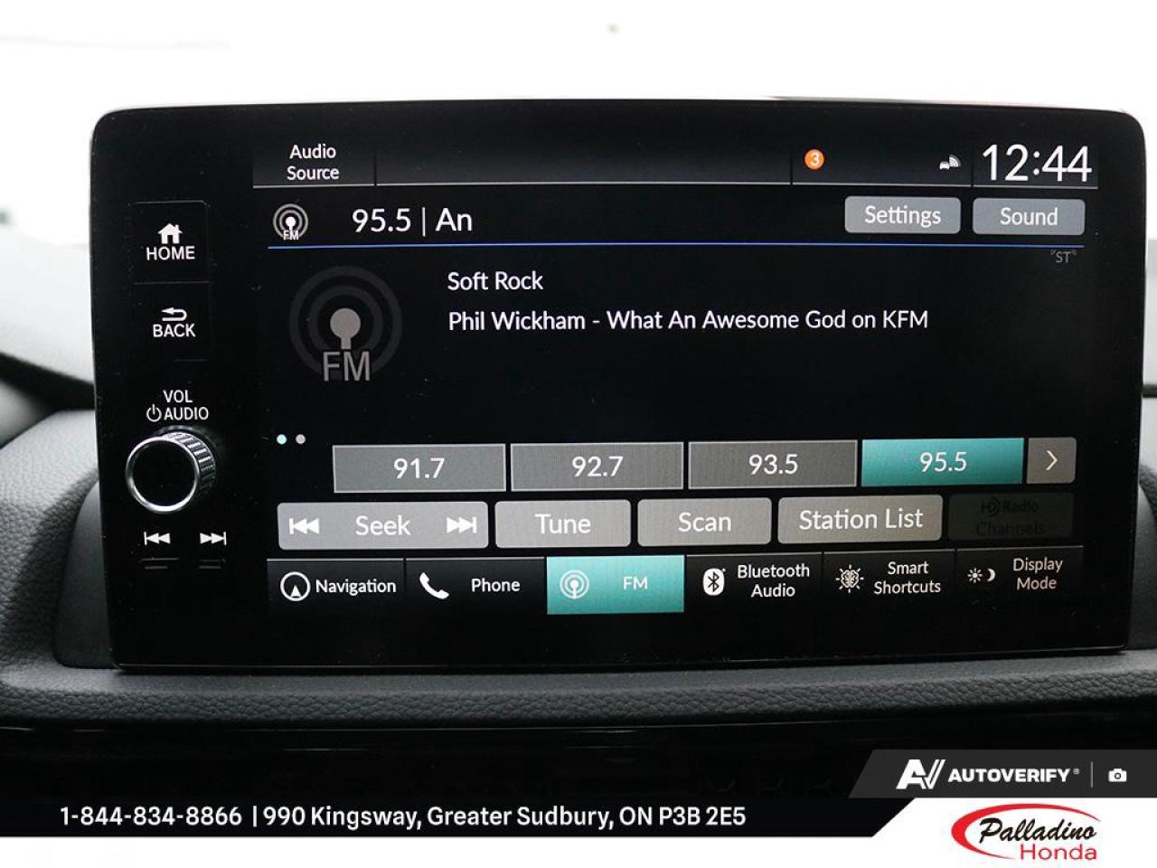 2024 Honda CR-V Hybrid Touring Photo