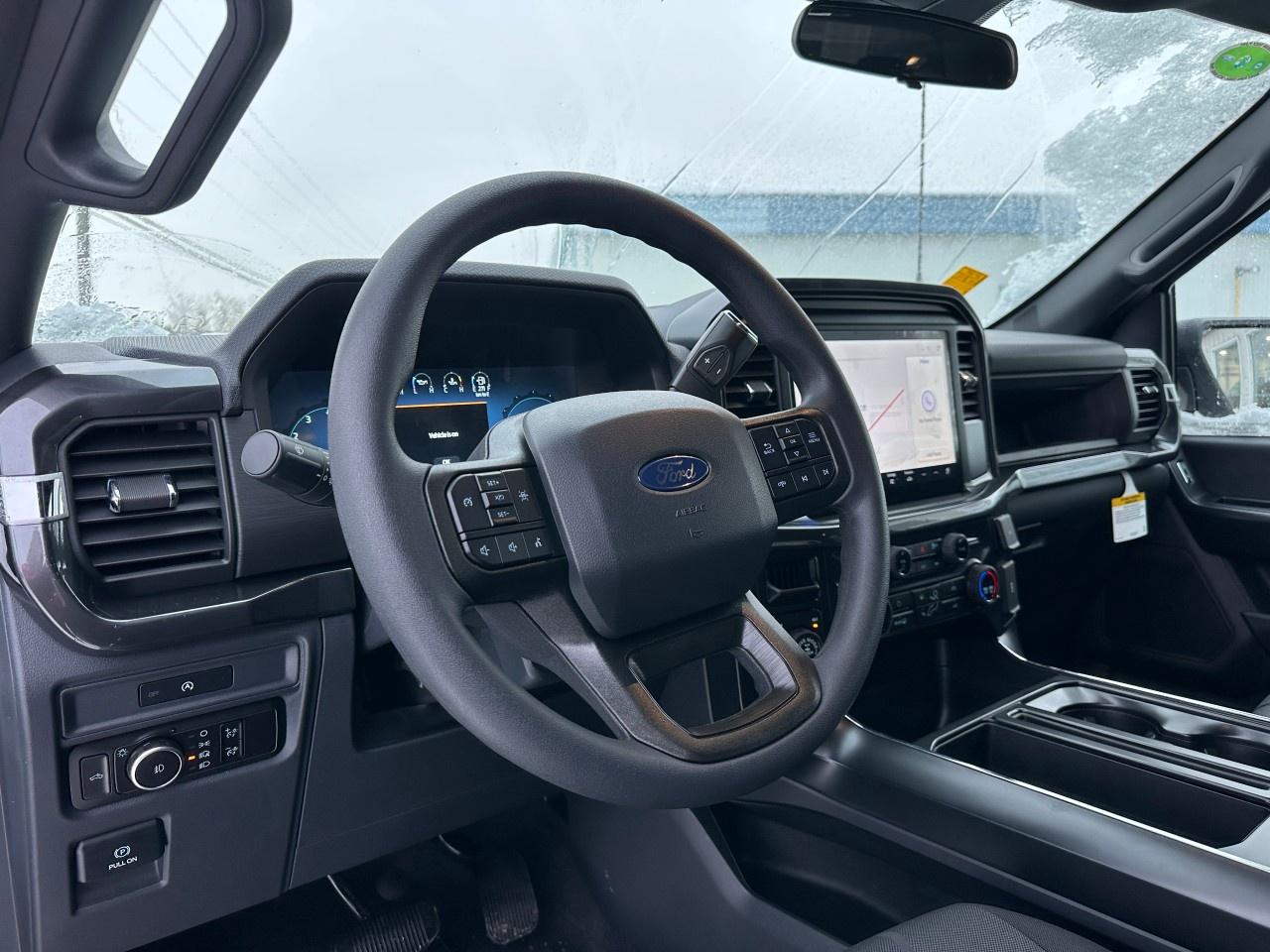 2025 Ford F-150 STX 4WD SuperCrew 5.5' Box Photo