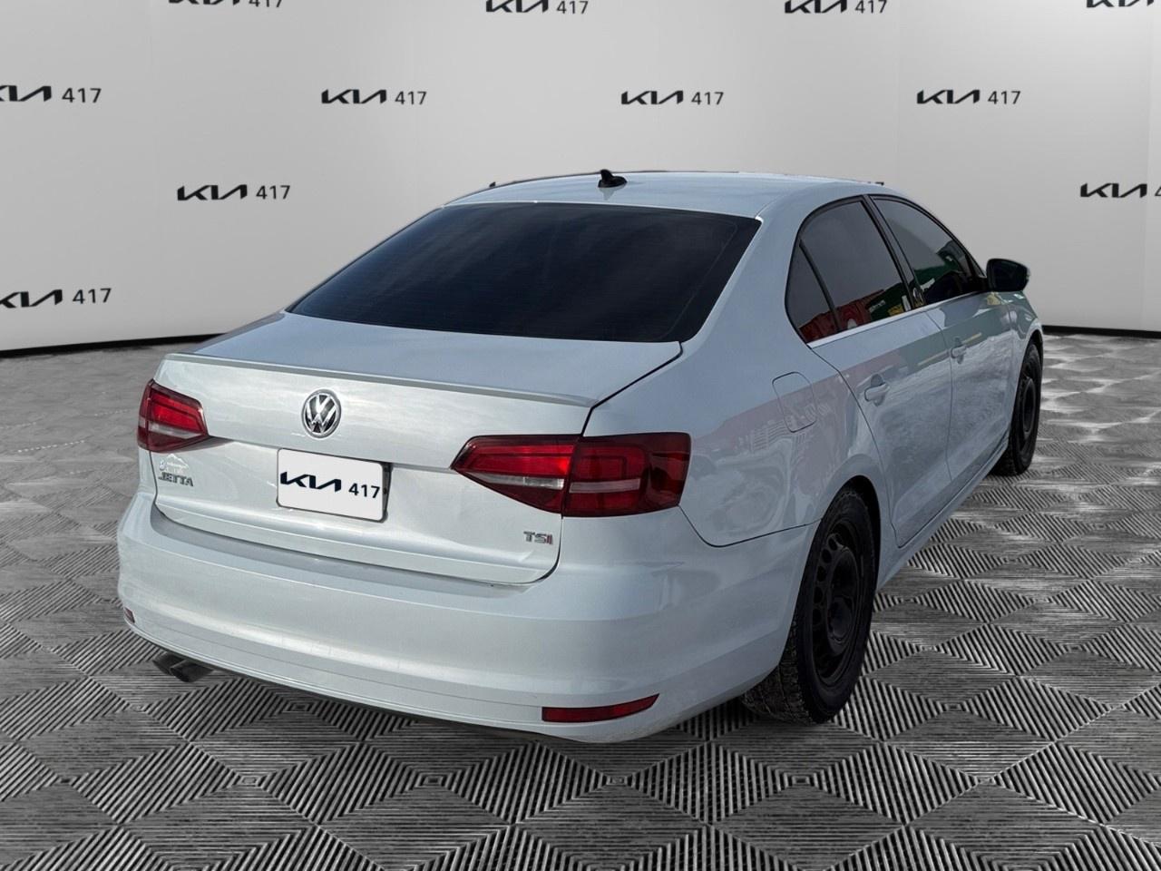 2017 Volkswagen Jetta Sedan 4DR 1.4 TSI AUTO WOLFSBURG EDITION Photo