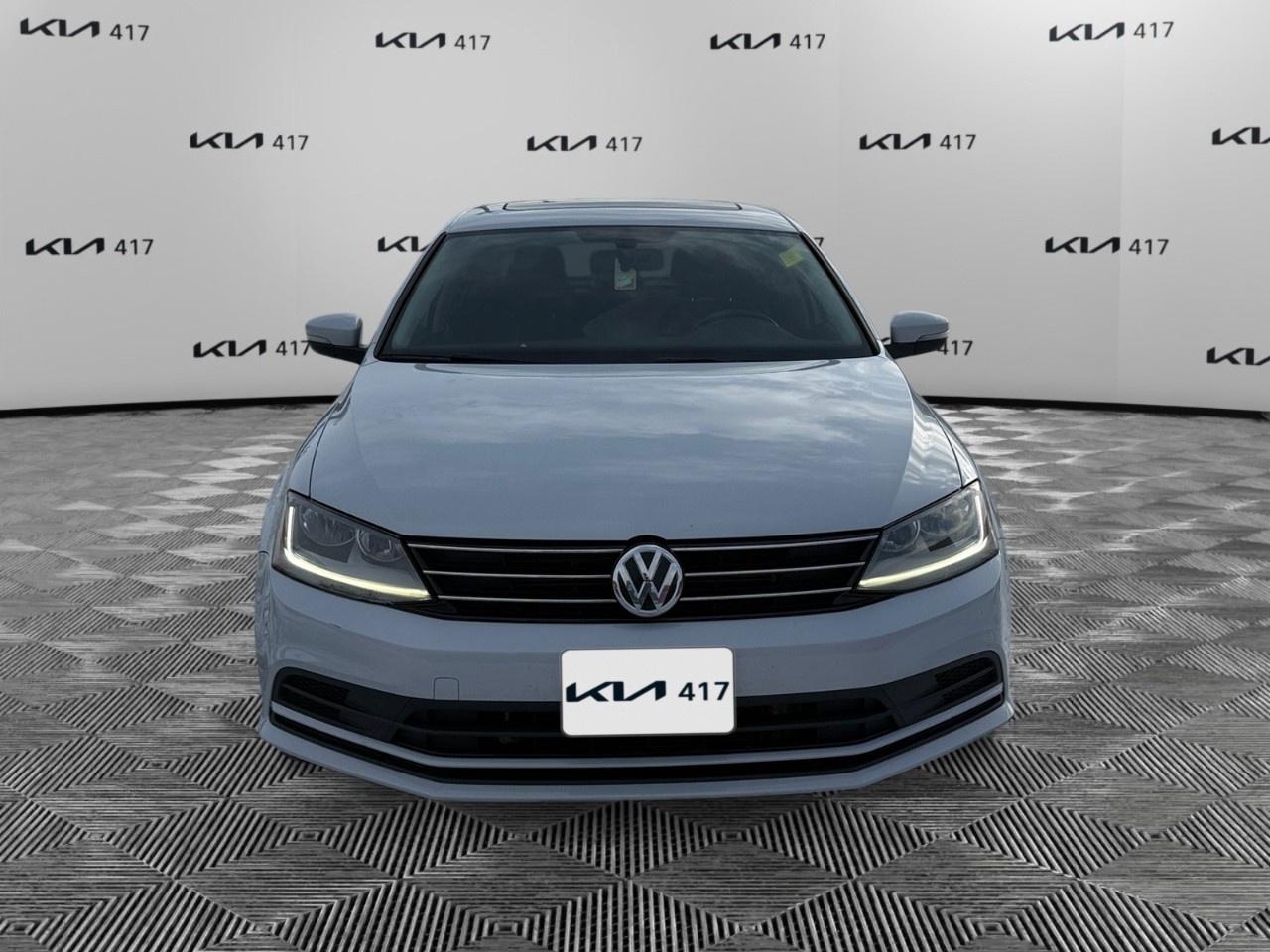 2017 Volkswagen Jetta Sedan 4DR 1.4 TSI AUTO WOLFSBURG EDITION Photo