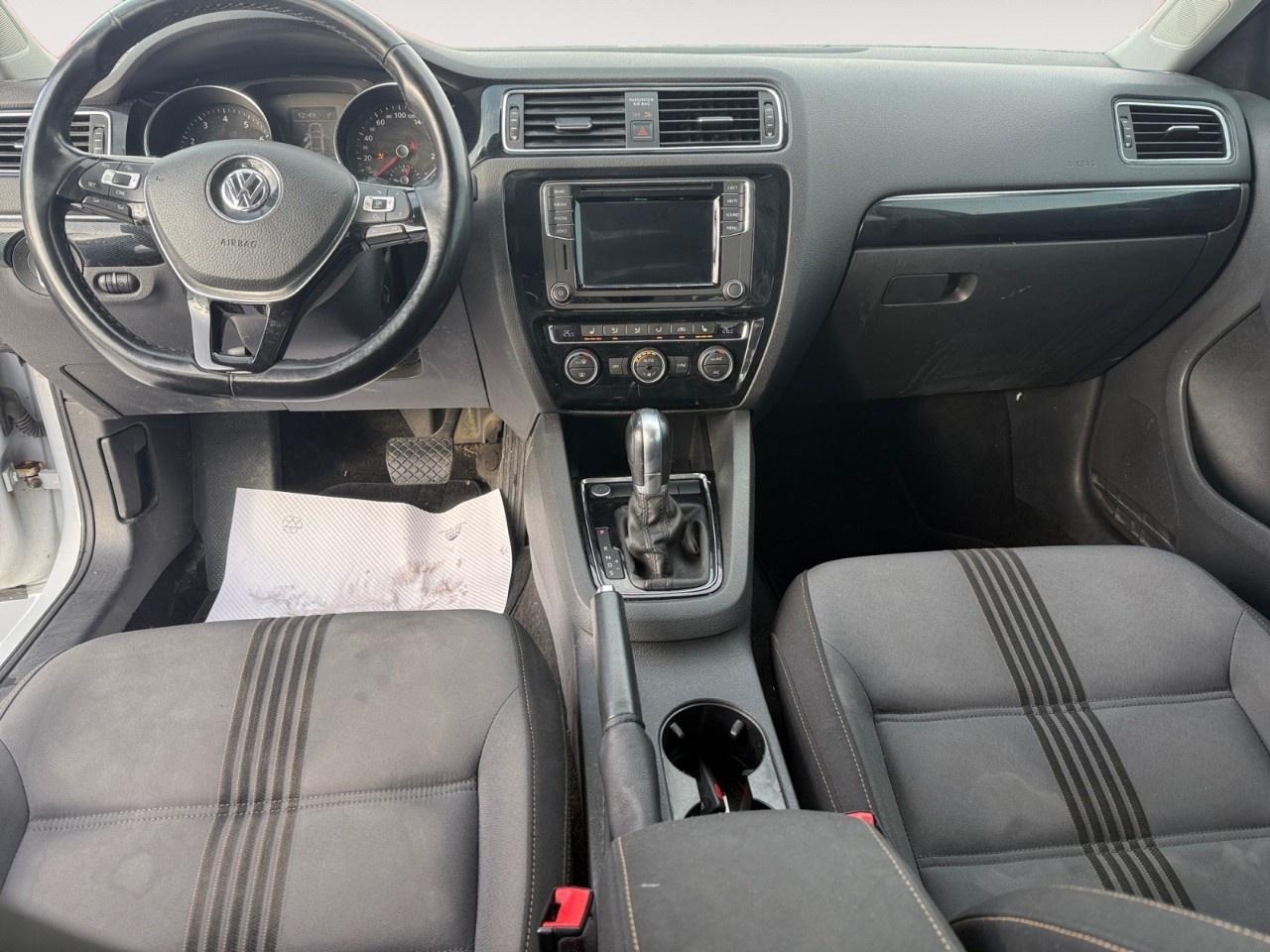 2017 Volkswagen Jetta Sedan 4DR 1.4 TSI AUTO WOLFSBURG EDITION Photo