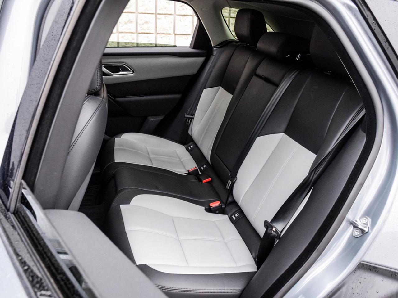 2025 Land Rover Range Rover Velar P250 Dynamic SE Photo